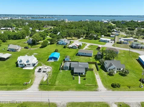 899 Island Road Harkers Island NC 28531