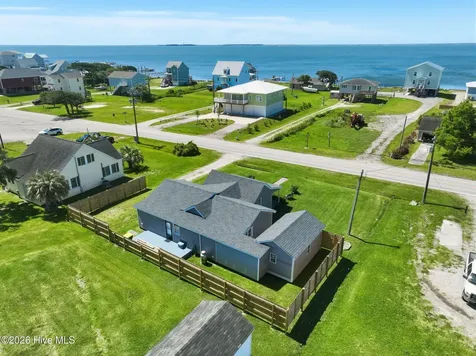 899 Island Road Harkers Island NC 28531