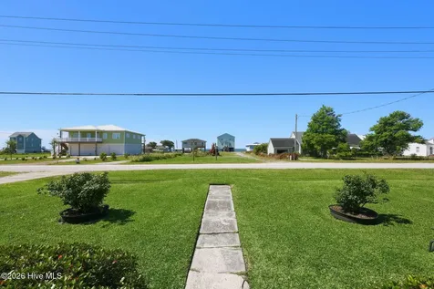 899 Island Road Harkers Island NC 28531
