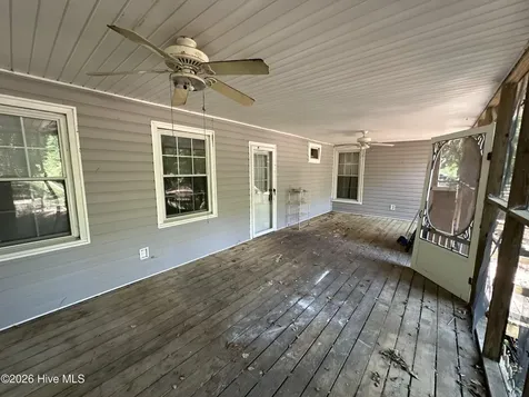 13140 W 74 Highway Laurinburg NC 28352