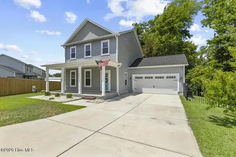 205 Bangor Court Hubert NC 28539