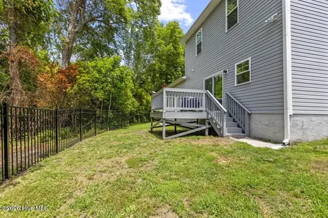 205 Bangor Court Hubert NC 28539