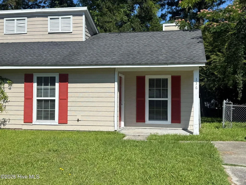 136 Village Court Jacksonville NC 28546
