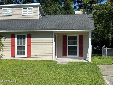 136 Village Court Jacksonville NC 28546