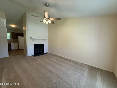 136 Village Court Jacksonville NC 28546