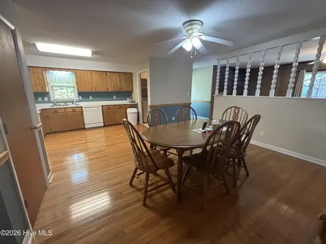 415 S Mcneil Street Burgaw NC 28425