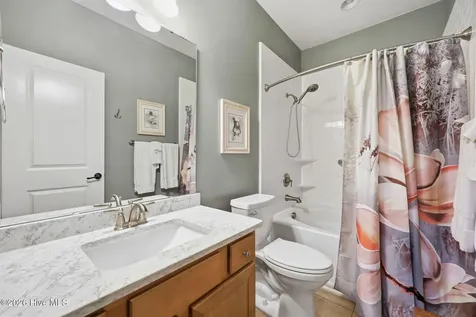 201 Brant Court Swansboro NC 28584