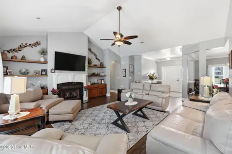 201 Brant Court Swansboro NC 28584