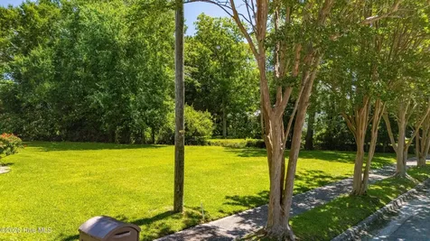 504 Church Street Oriental NC 28571