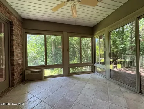 107 Canvasback Point Hampstead NC 28443