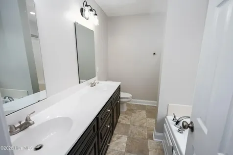 202 Croatan Woods Drive New Bern NC 28562