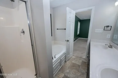 202 Croatan Woods Drive New Bern NC 28562