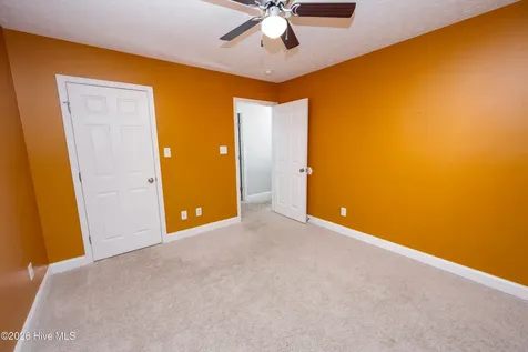 202 Croatan Woods Drive New Bern NC 28562