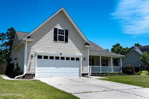 202 Croatan Woods Drive New Bern NC 28562