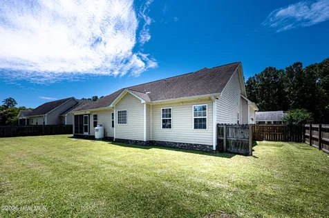 202 Croatan Woods Drive New Bern NC 28562