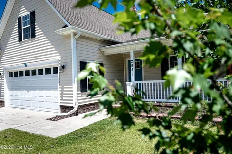 202 Croatan Woods Drive New Bern NC 28562