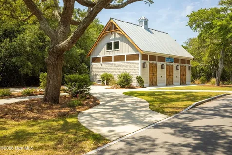 236 Leonda Drive Beaufort NC 28516