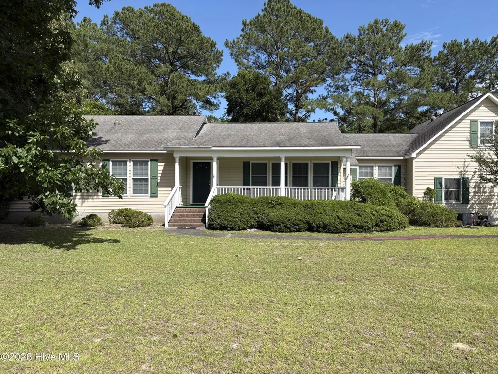 901 Firefly Court New Bern NC 28560