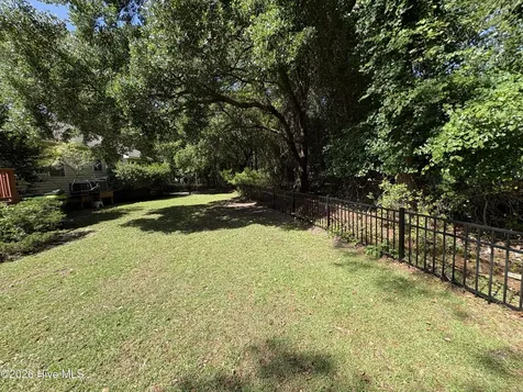 901 Firefly Court New Bern NC 28560