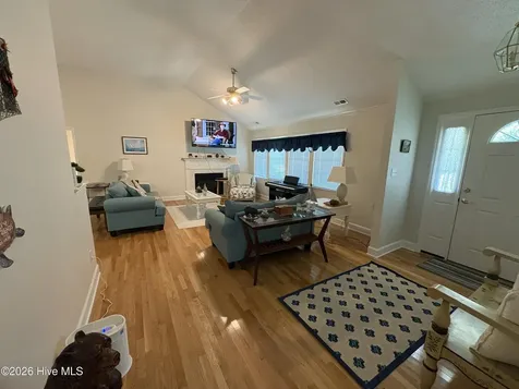 901 Firefly Court New Bern NC 28560