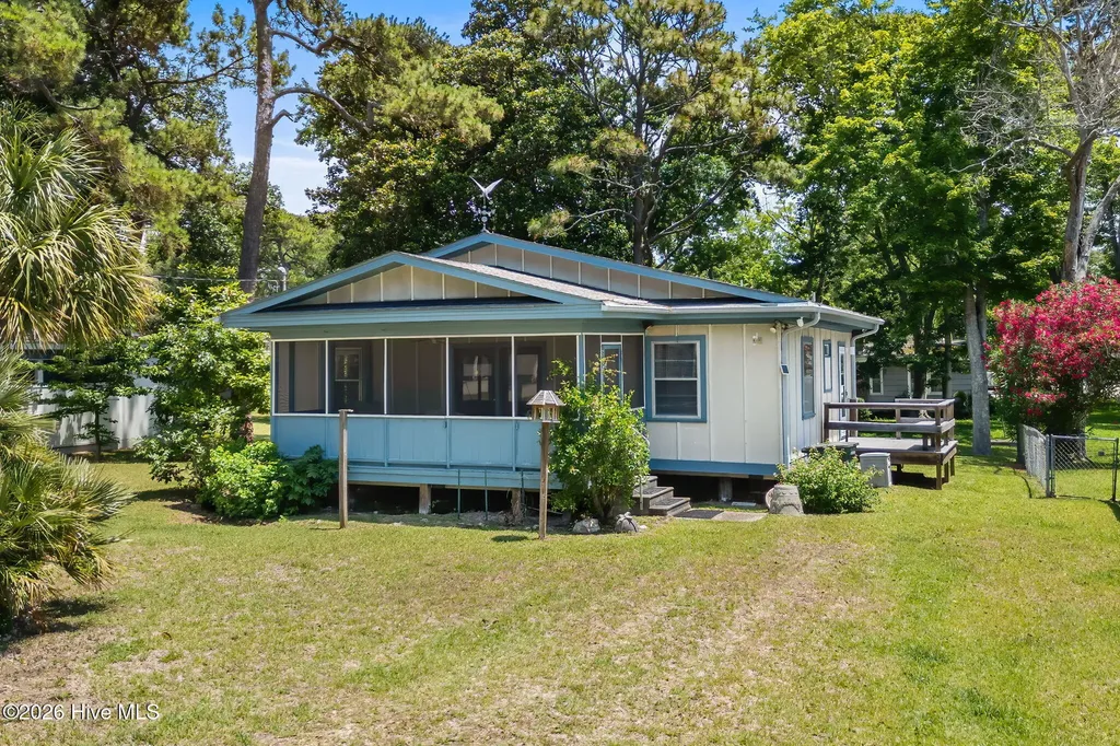 504 36th Avenue S North Myrtle Beach SC 29582