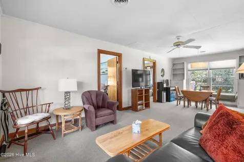 504 36th Avenue S North Myrtle Beach SC 29582