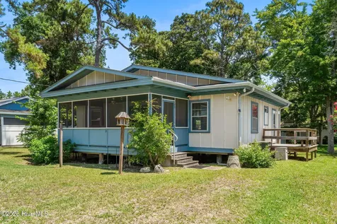 504 36th Avenue S North Myrtle Beach SC 29582