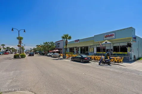 504 36th Avenue S North Myrtle Beach SC 29582