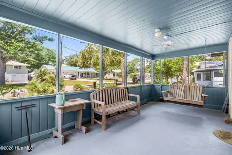 504 36th Avenue S North Myrtle Beach SC 29582