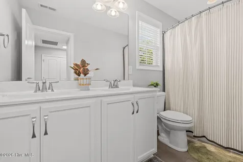 513 Saratoga Road Sneads Ferry NC 28460