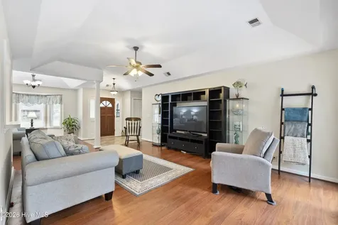 33 Carolina Shores Parkway Calabash NC 28467