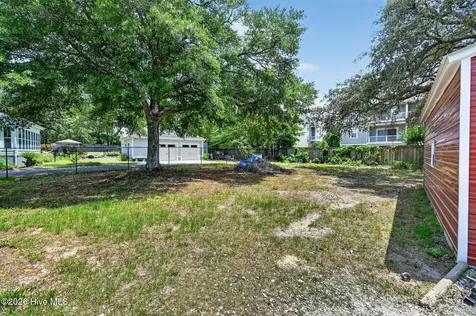 511 W St George Street Southport NC 28461