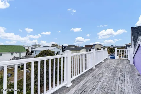 1207 N Topsail Drive Surf City NC 28445