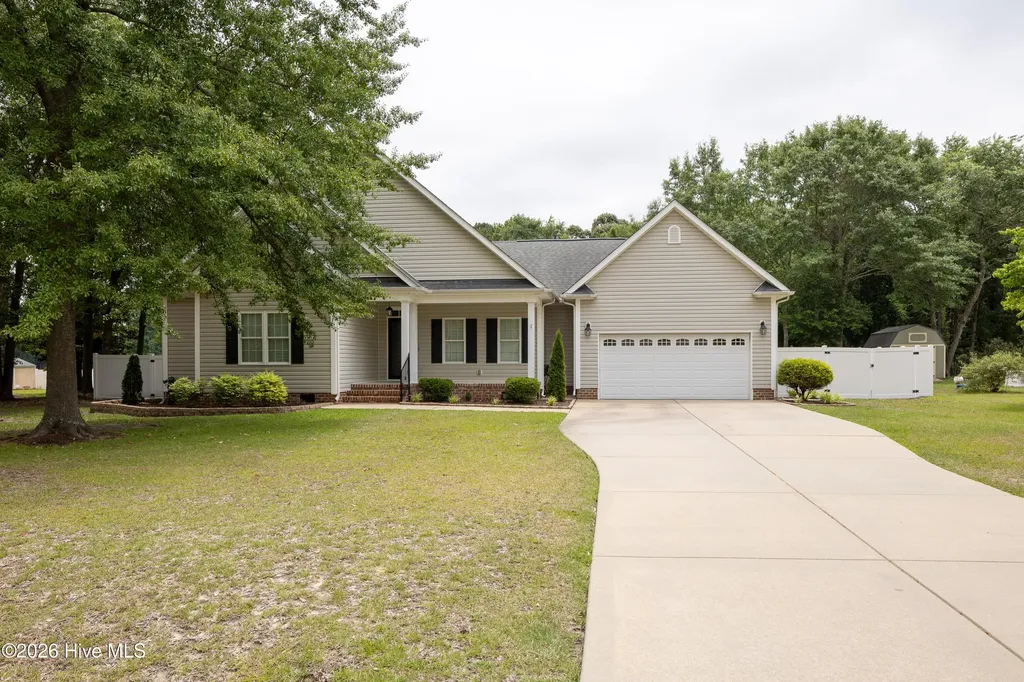 294 Pinecroft Drive Dunn NC 28334