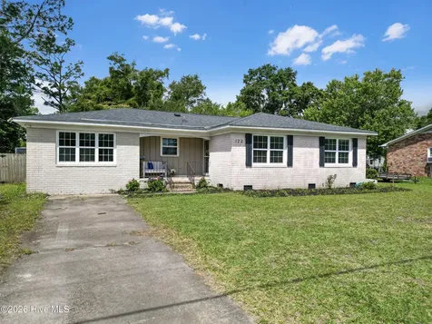 122 Spartan Road Wilmington NC 28405