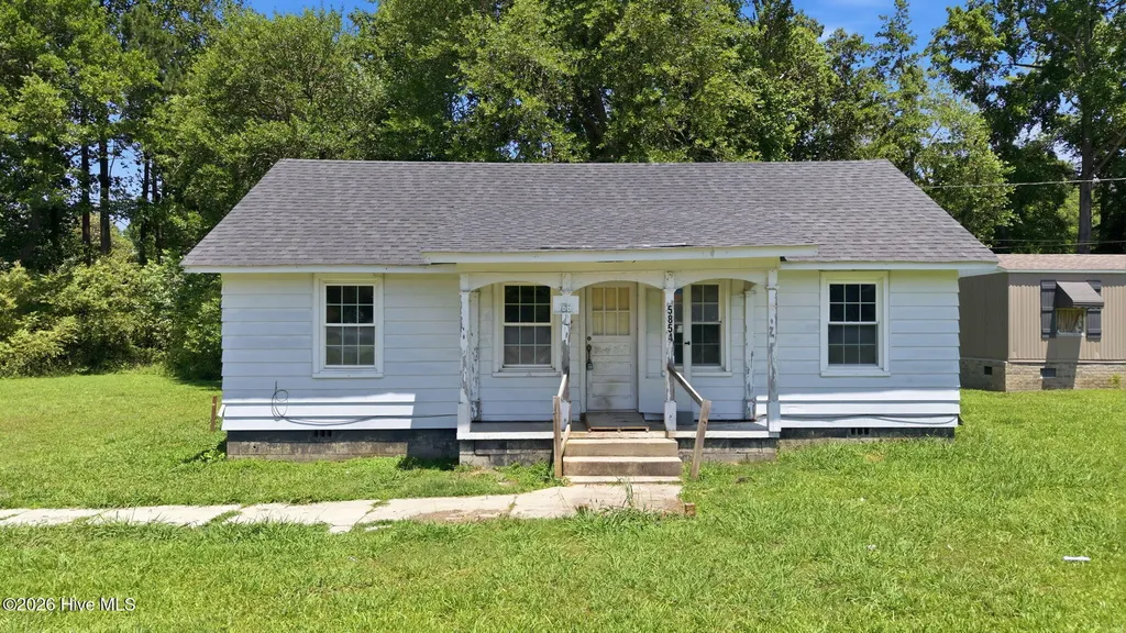 5854 E Main Street Bailey NC 27807