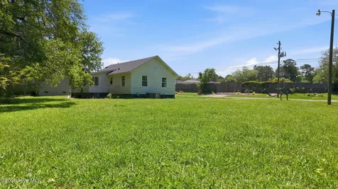 5854 E Main Street Bailey NC 27807