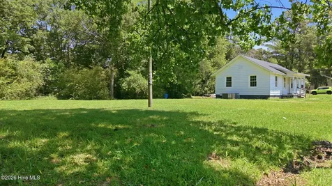5854 E Main Street Bailey NC 27807