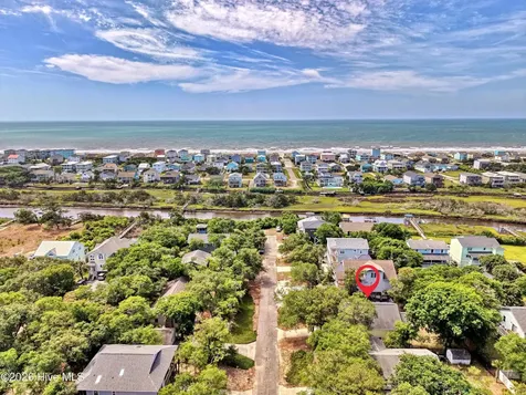 107 SE 35th Street Oak Island NC 28465