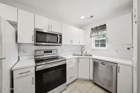 3825 Mayfield Court Wilmington NC 28412