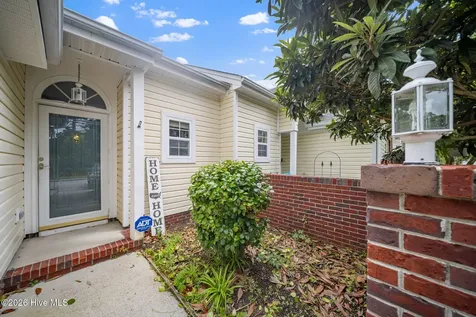3825 Mayfield Court Wilmington NC 28412