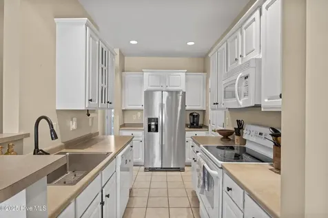 130 Azalea Drive Hampstead NC 28443