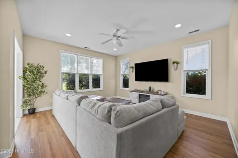 130 Azalea Drive Hampstead NC 28443