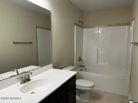 1002 Kingfish Way New Bern NC 28562
