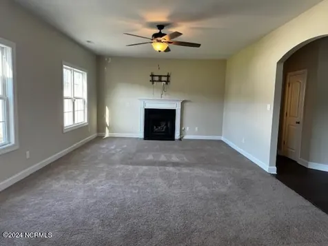 1002 Kingfish Way New Bern NC 28562