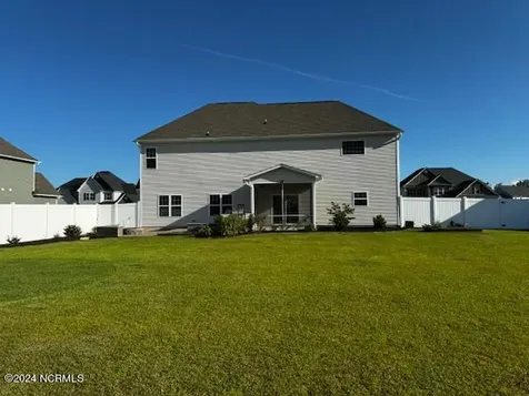 1002 Kingfish Way New Bern NC 28562
