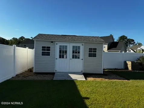 1002 Kingfish Way New Bern NC 28562