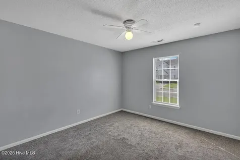 1081 W Pueblo Drive Jacksonville NC 28546
