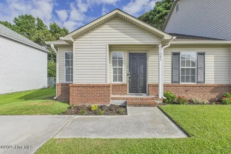 1081 W Pueblo Drive Jacksonville NC 28546