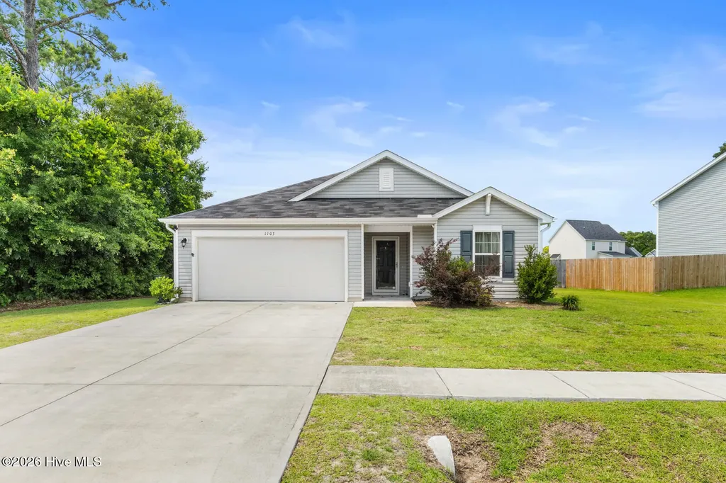1103 Farmhouse Lane Jacksonville NC 28546